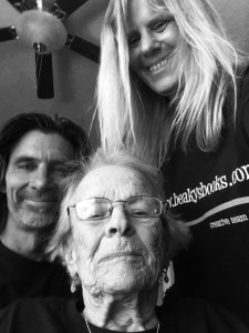 ...if beakybeaky was a band, this would be the album cover...