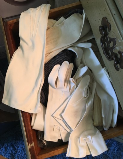 eileen's gloves copy